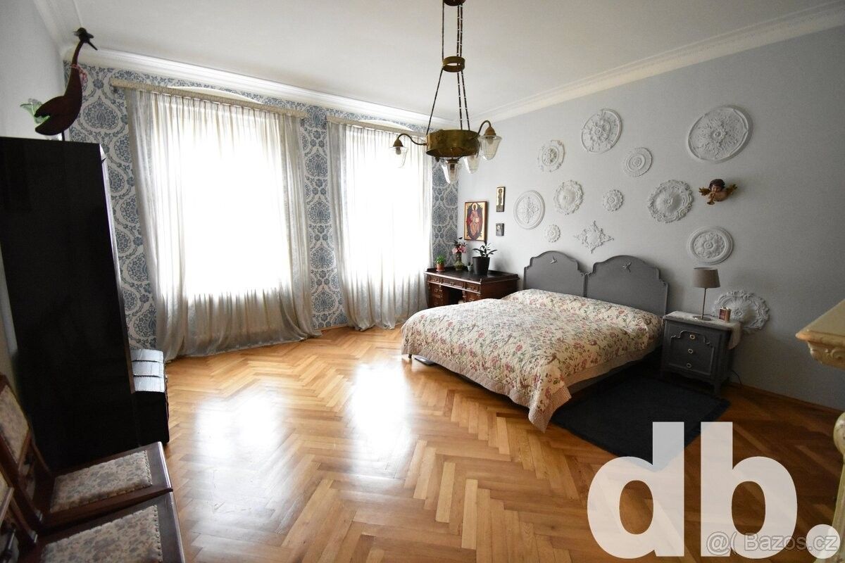 Prodej byt 2+kk - Karlovy Vary, 360 01, 116 m²