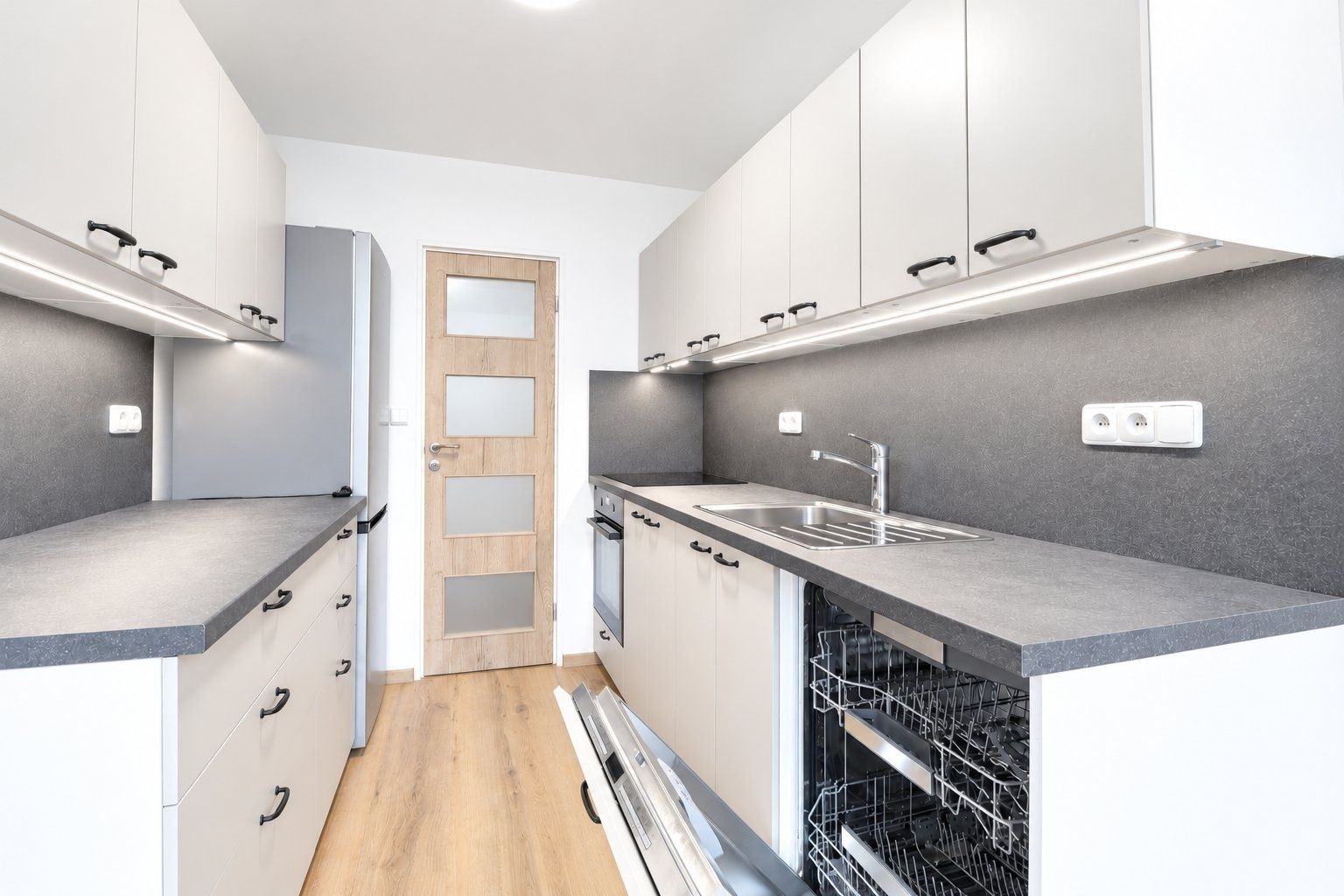 3+1, Kopřivnická, Praha - Letňany, 76 m² - 1
