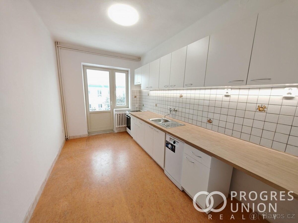 Byty, Kroměříž, 767 01