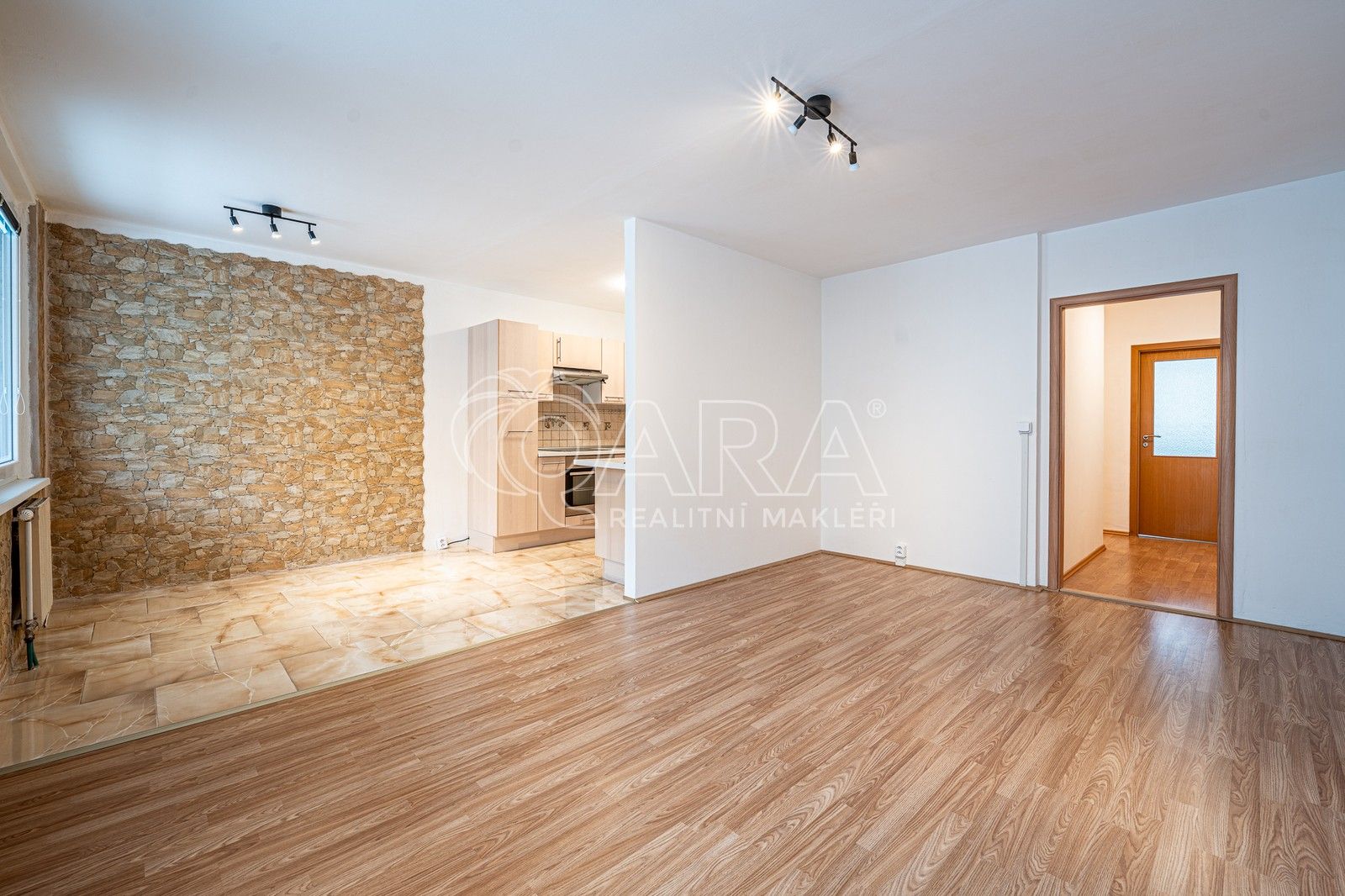 Pronájem byt 3+1 - Přecechtělova, Praha, 72 m²