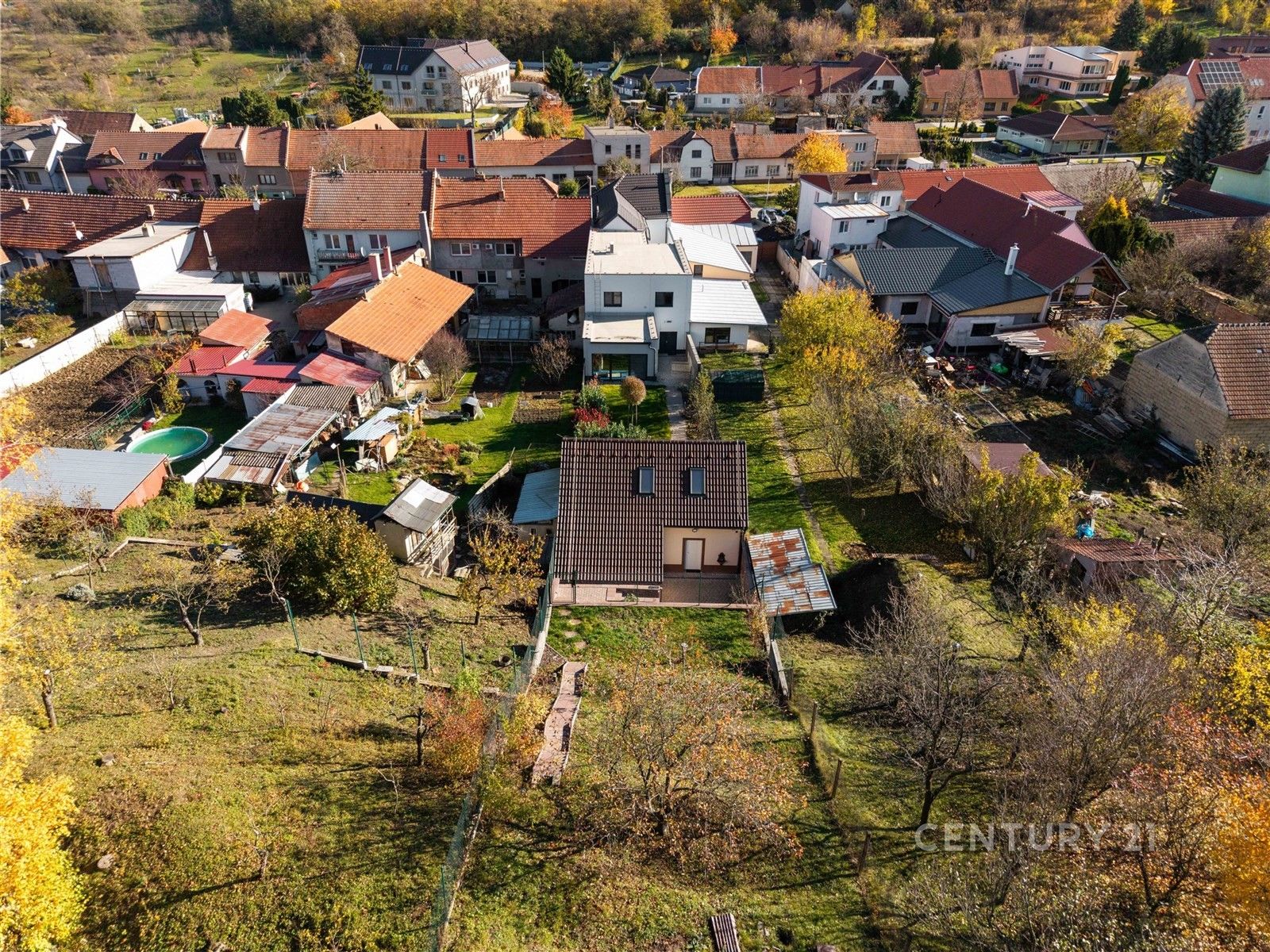 Prodej komerční - Milešovice, 275 m²