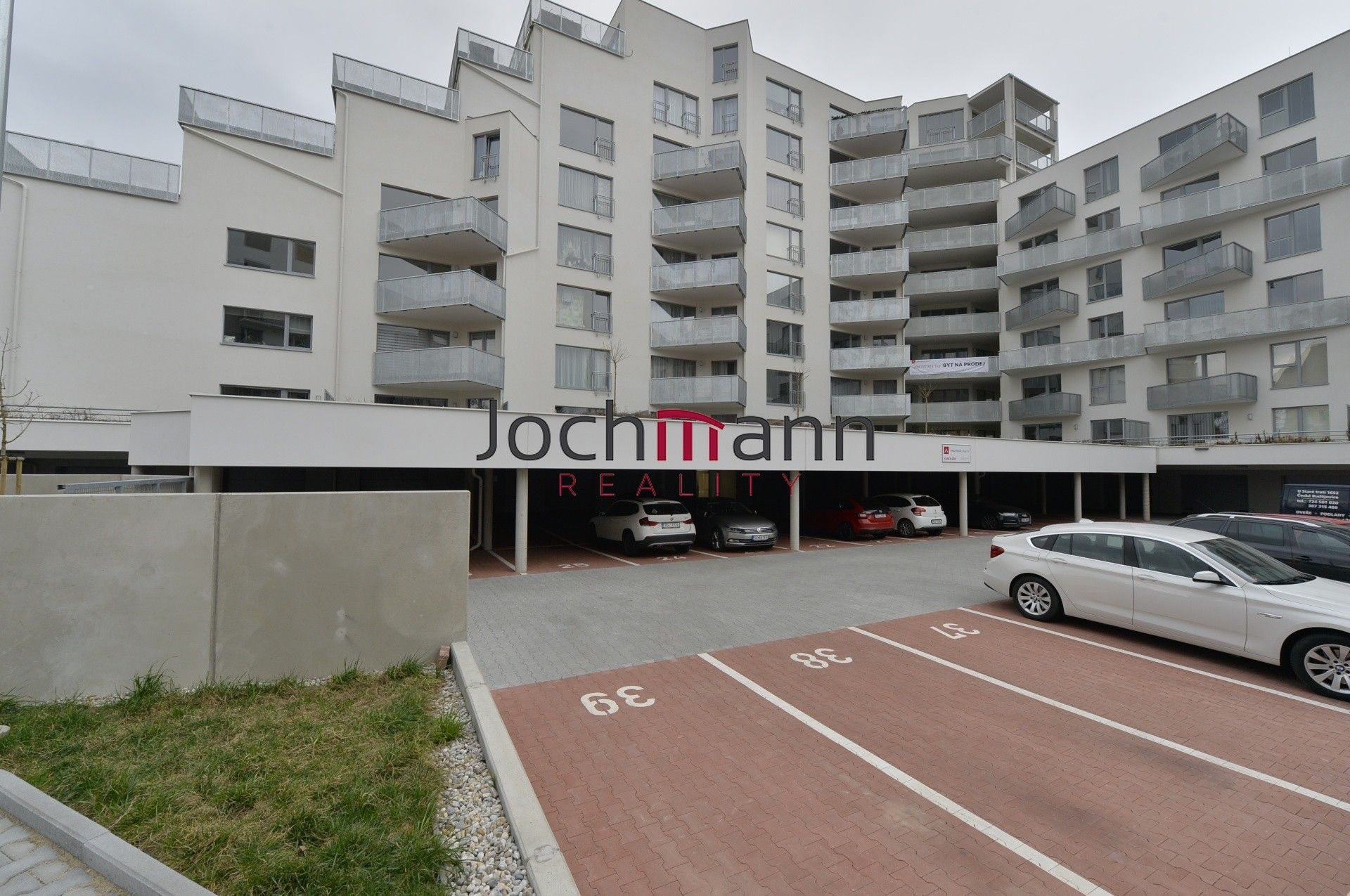 Garáže, Volejbalistů, České Budějovice, 32 m²