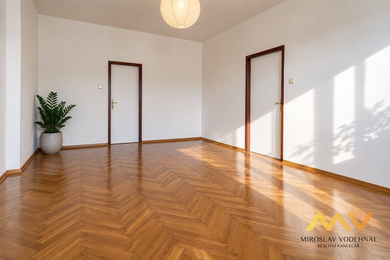 Pronájem byt 3+1 - náměstí 5. května, Hradec Králové, 98 m² - 5