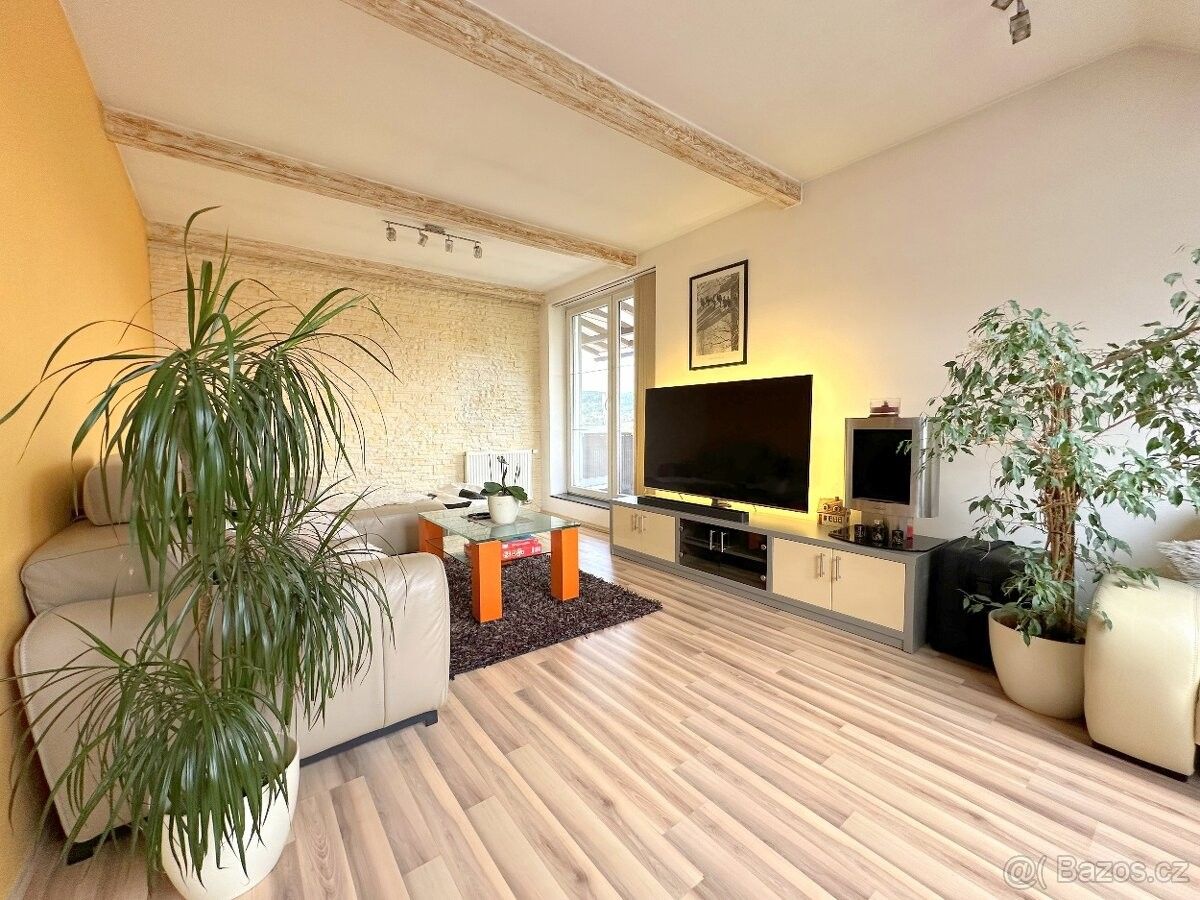 Prodej byt - Tišnov, 666 01