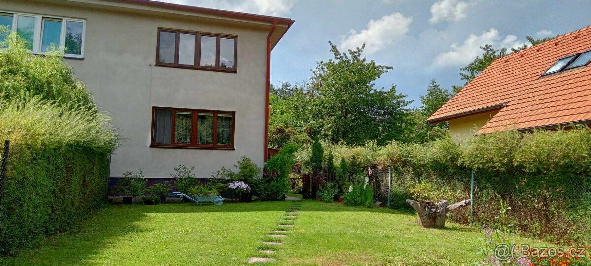 Rodinné domy, Kostelec nad Černými Lesy, 281 63