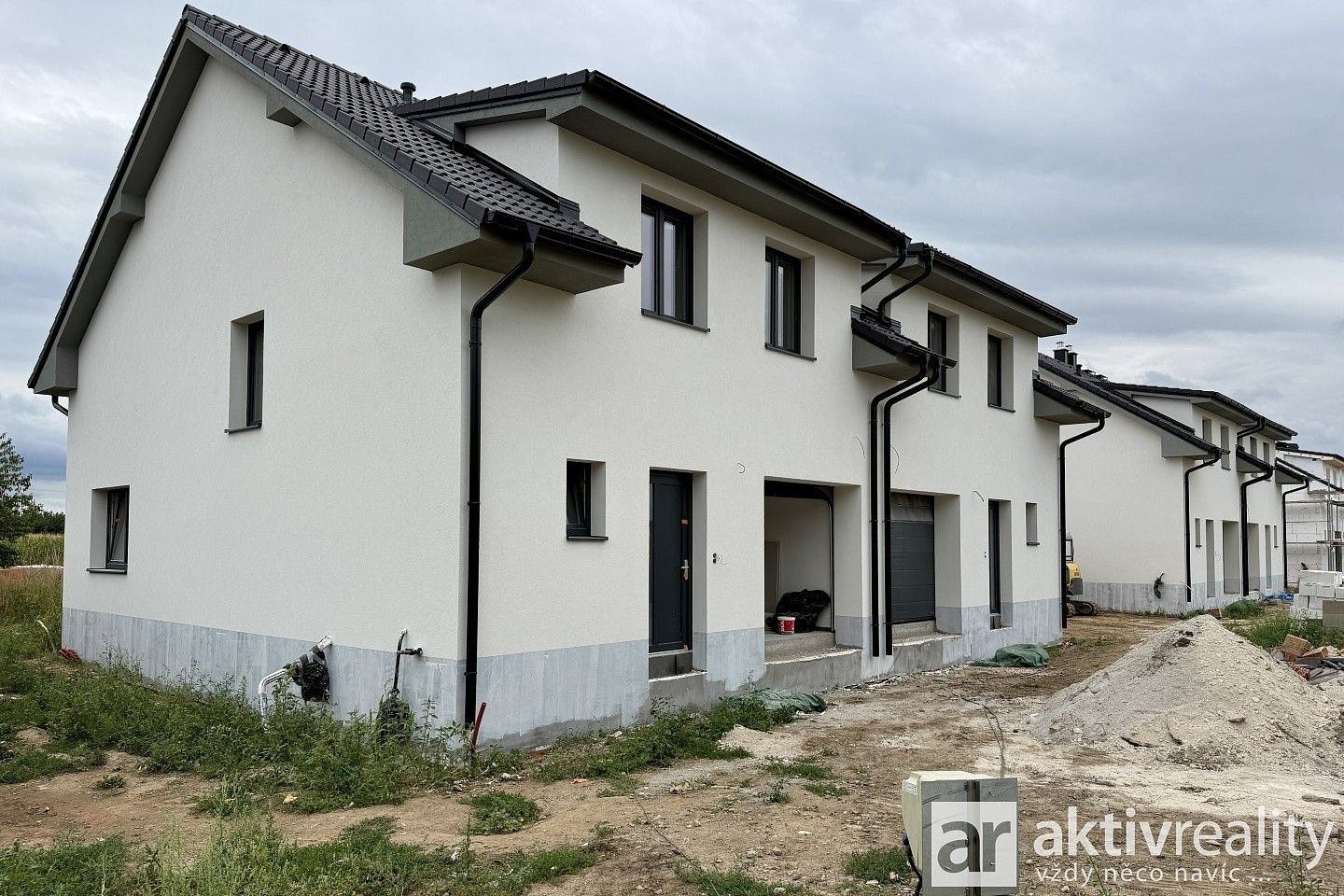 Rodinné domy, Dolní Beřkovice - Vliněves, okres Mělník, 127 m² - 2