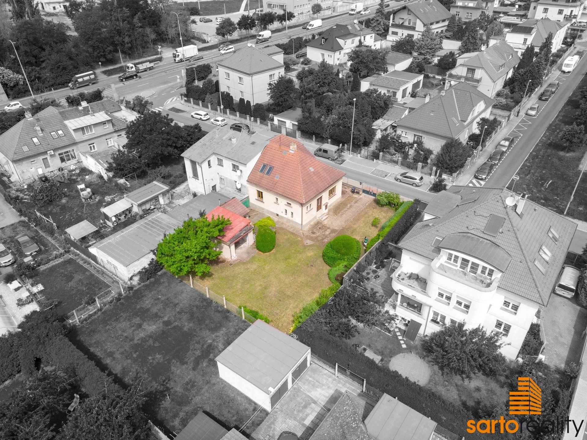 Prodej rodinný dům - Mochovská, Praha, 210 m²