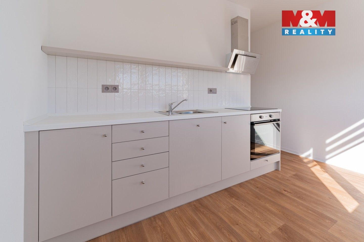 Pronájem byt 2+1 - Boženy Němcové, Cheb, 64 m²