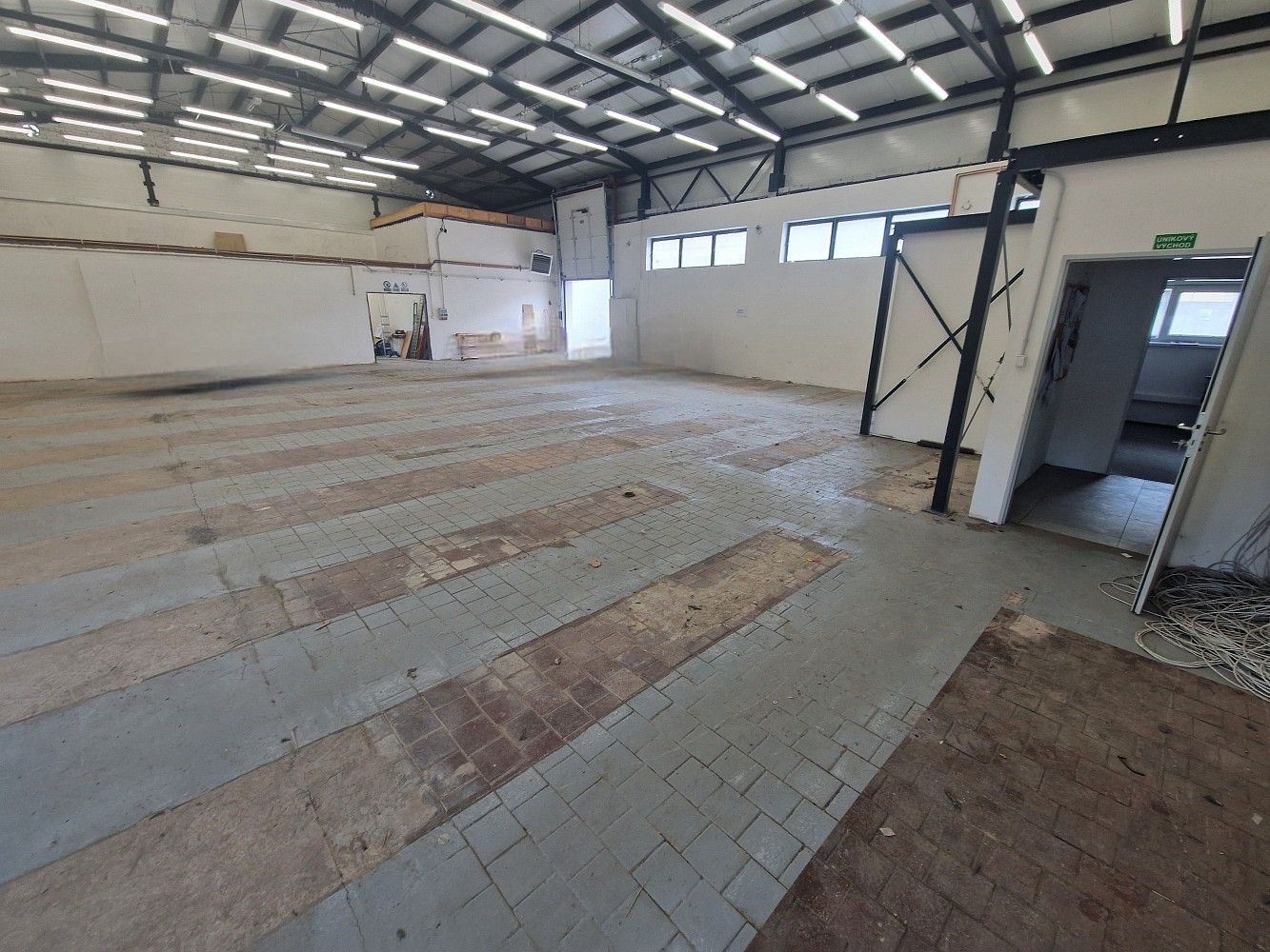 Výrobní prostory · 450 m² · Havířov - Bludovice, okres Karviná, Moravskoslezský kraj - 4
