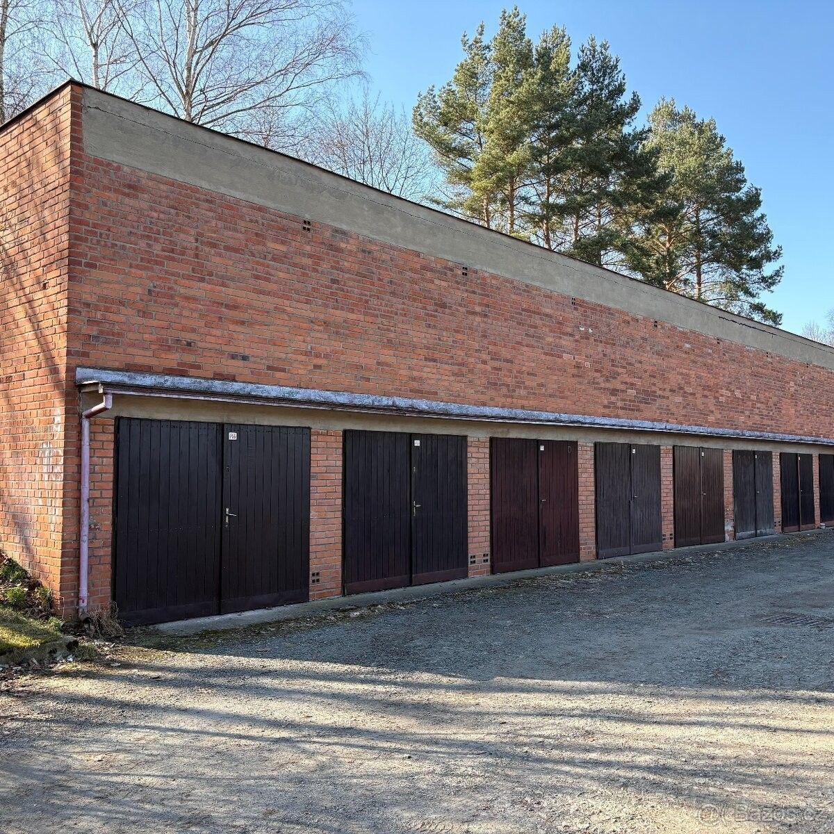 Garáže, Zlín, 760 01