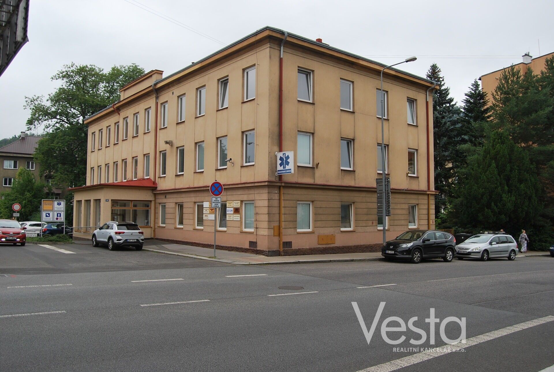 Pronájem kancelář - 28. října, Děčín, 300 m²