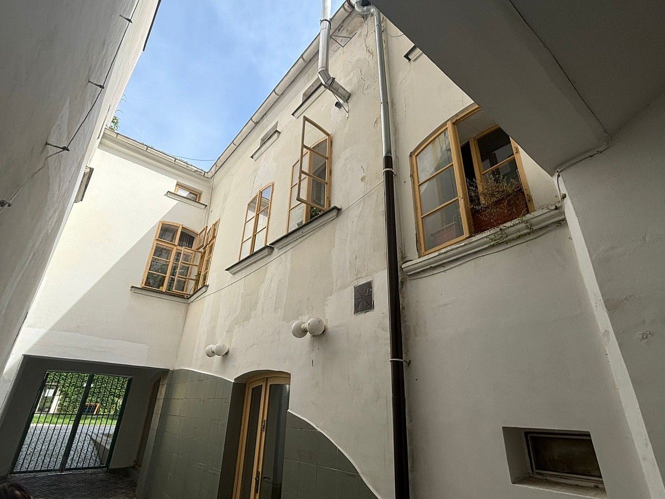 Činžovní dům · 434 m² · Kladno, Středočeský kraj - 4