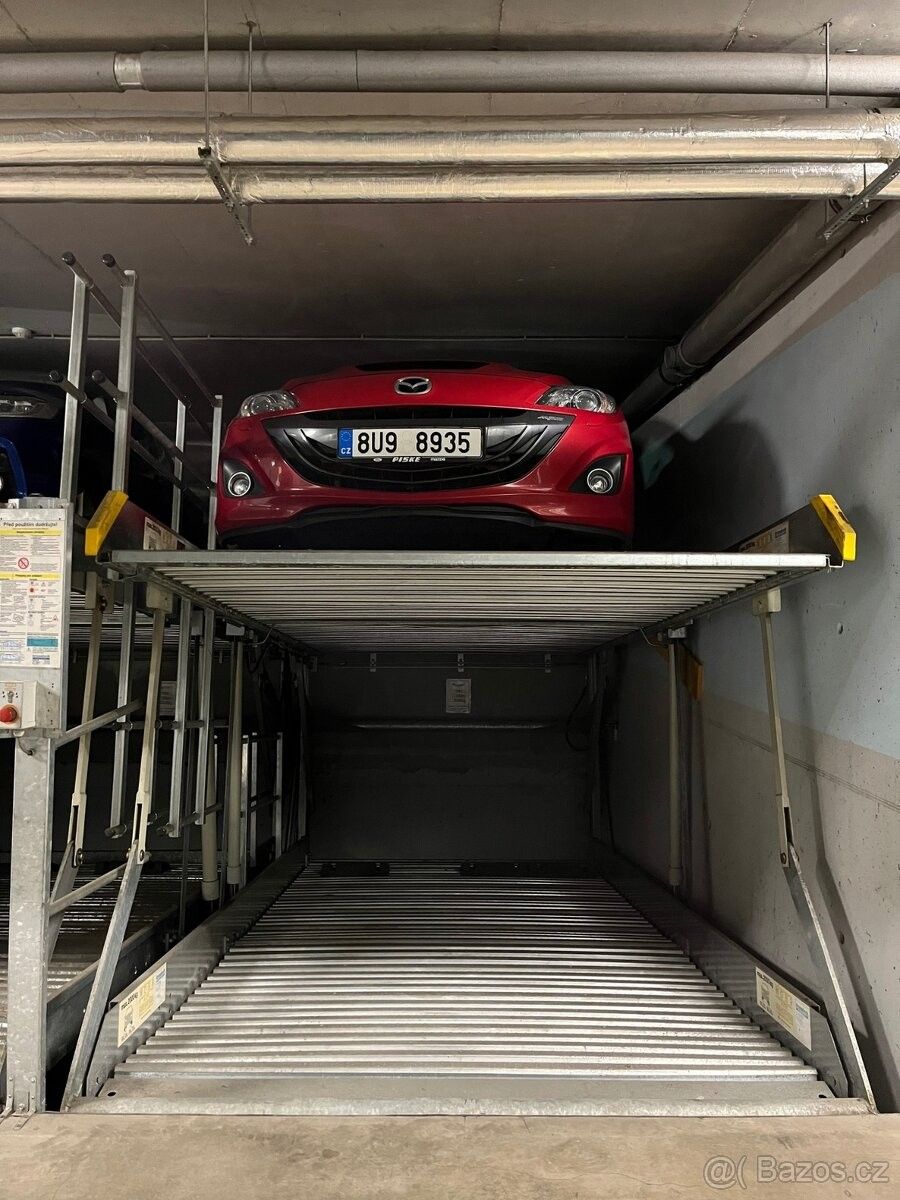 Garáže, Praha, 190 00