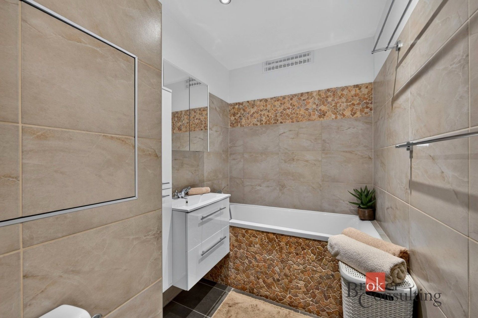 2+1, Vejprnická, Plzeň, 58 m² - 2