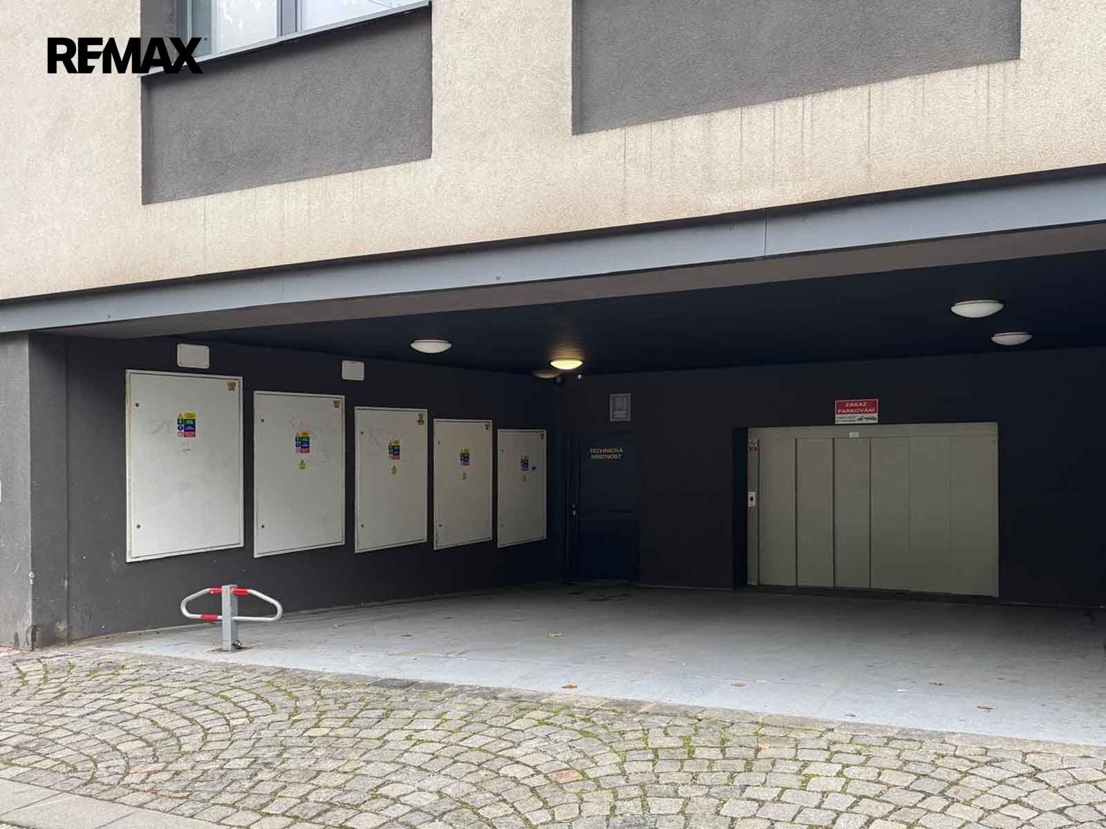 Pronájem ostatní - Holečkova 3362, Praha Smíchov, 13 m² - 5