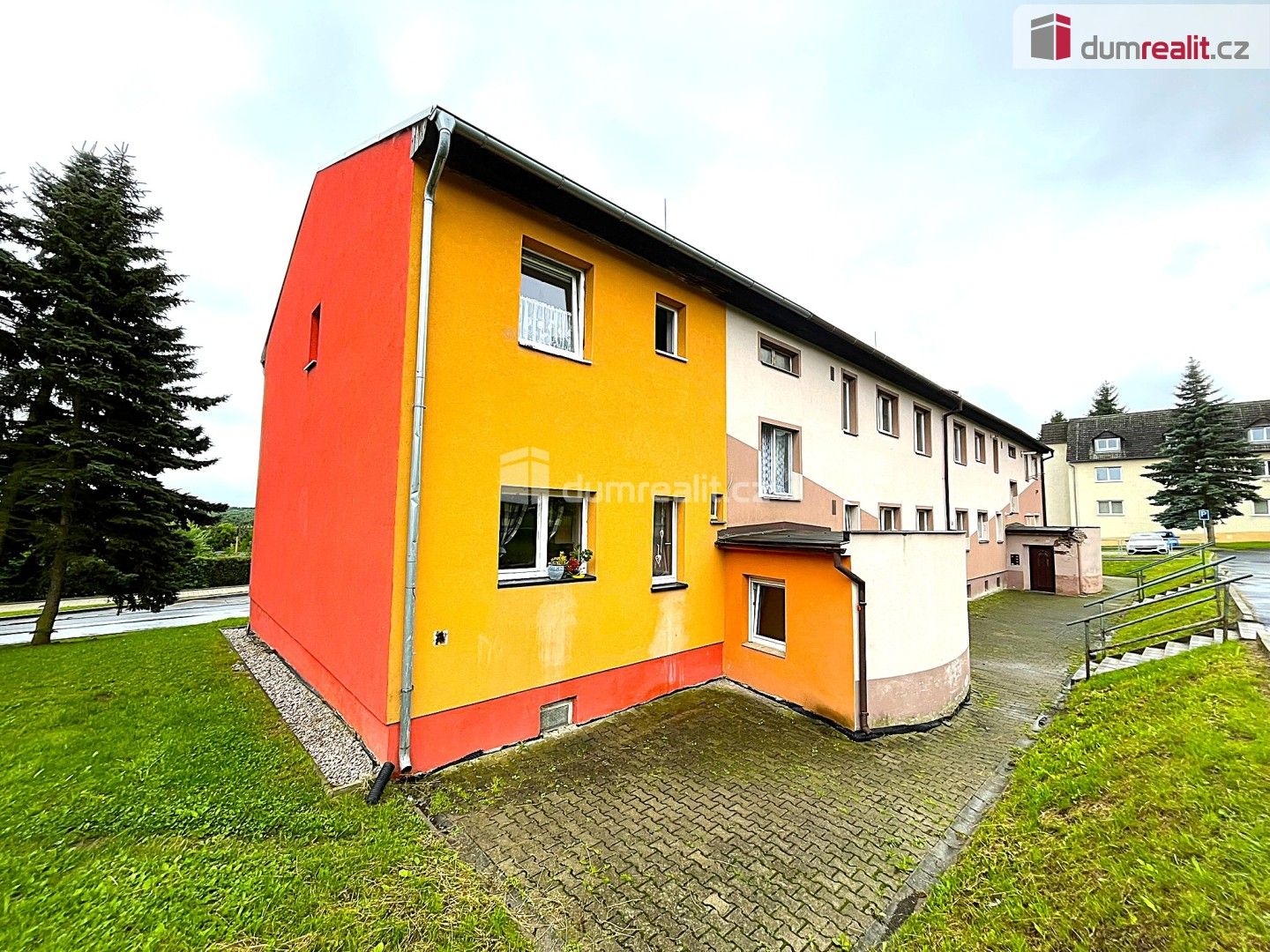 3+1, 1. máje, Habartov, 87 m²