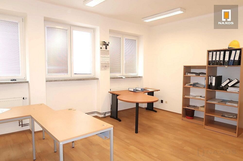 Kanceláře, Petřvald, okres Karviná, 600 m² - 1