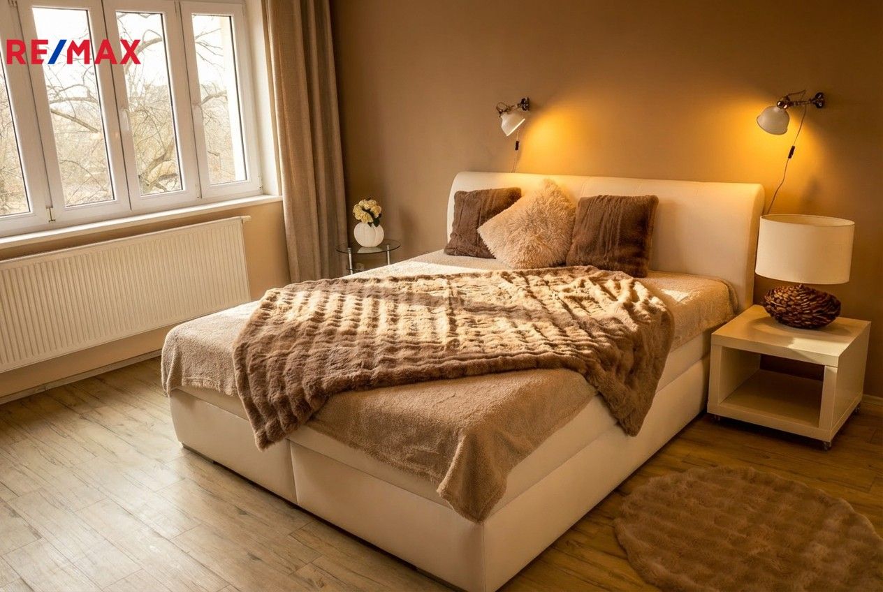 Pronájem byt 2+1 - Habrmannovo náměstí, Plzeň, 83 m²