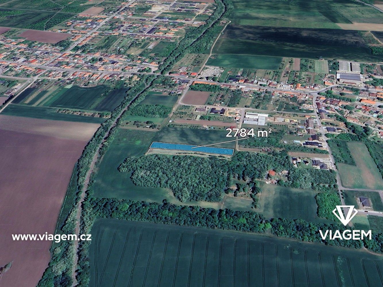 Pozemek pro bydlení, 696 m²