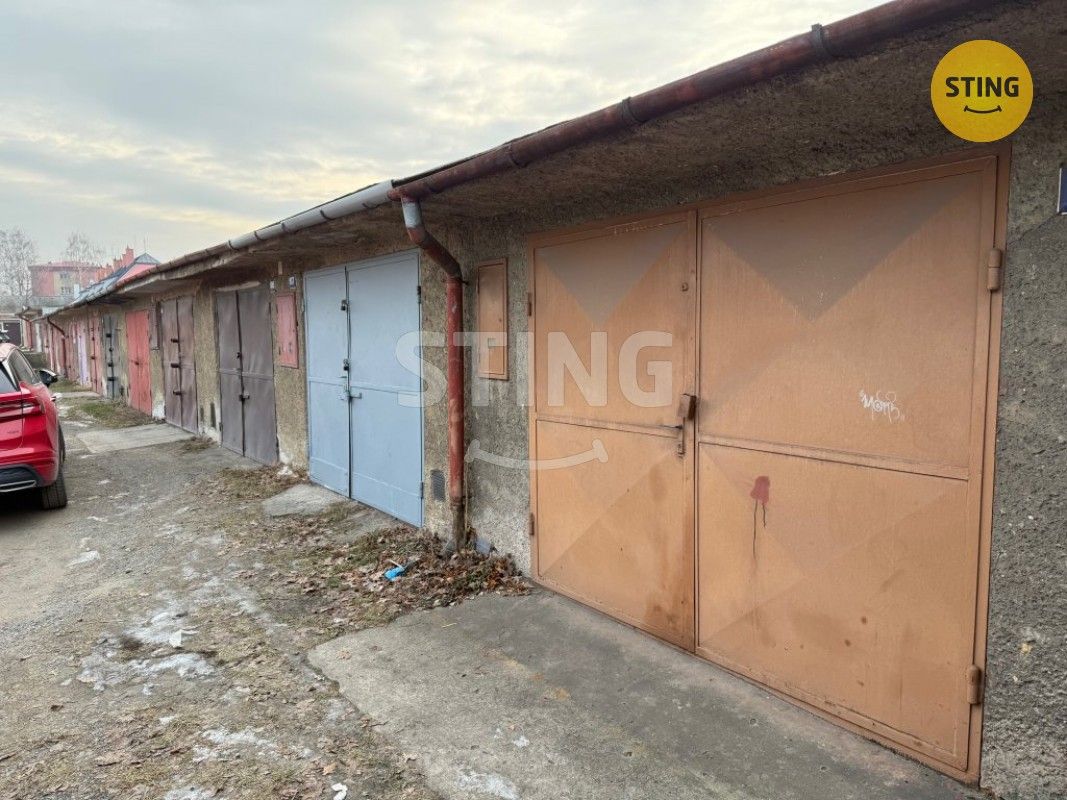 Garáže, Český Těšín, 21 m²