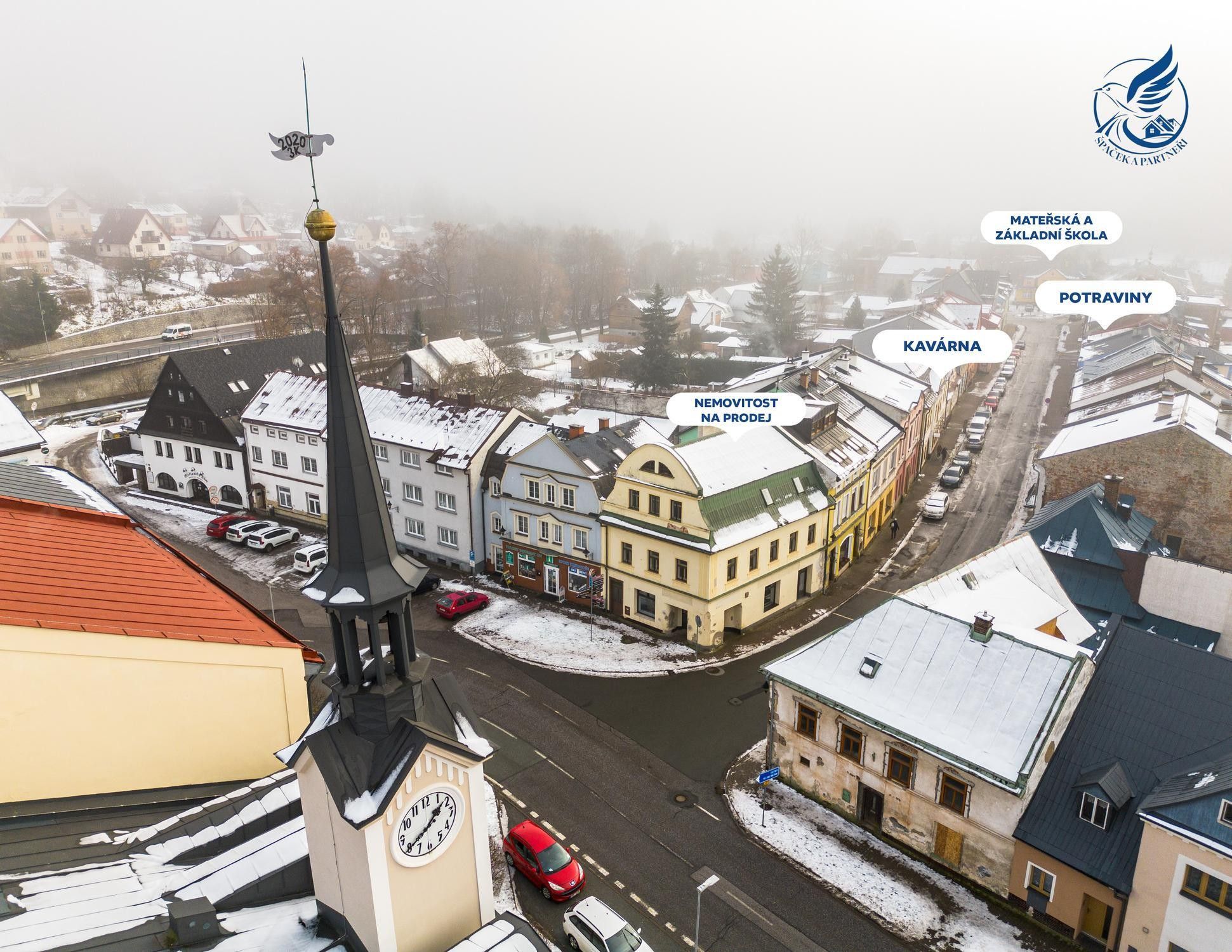 Rodinné domy, nám. Svornosti, Svoboda nad Úpou, 288 m²