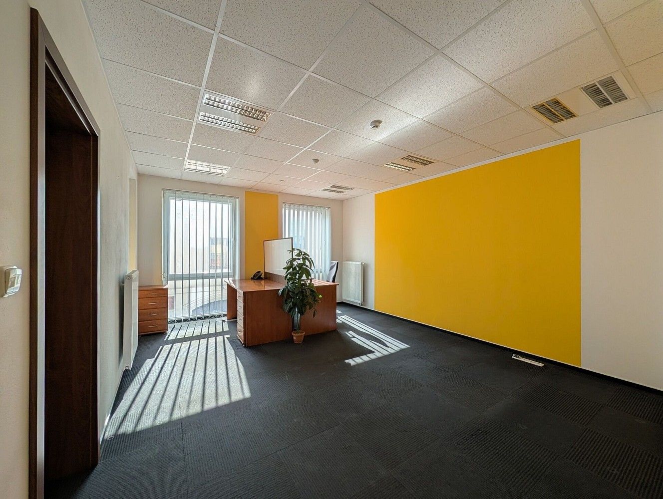 Kancelář, 68 m²