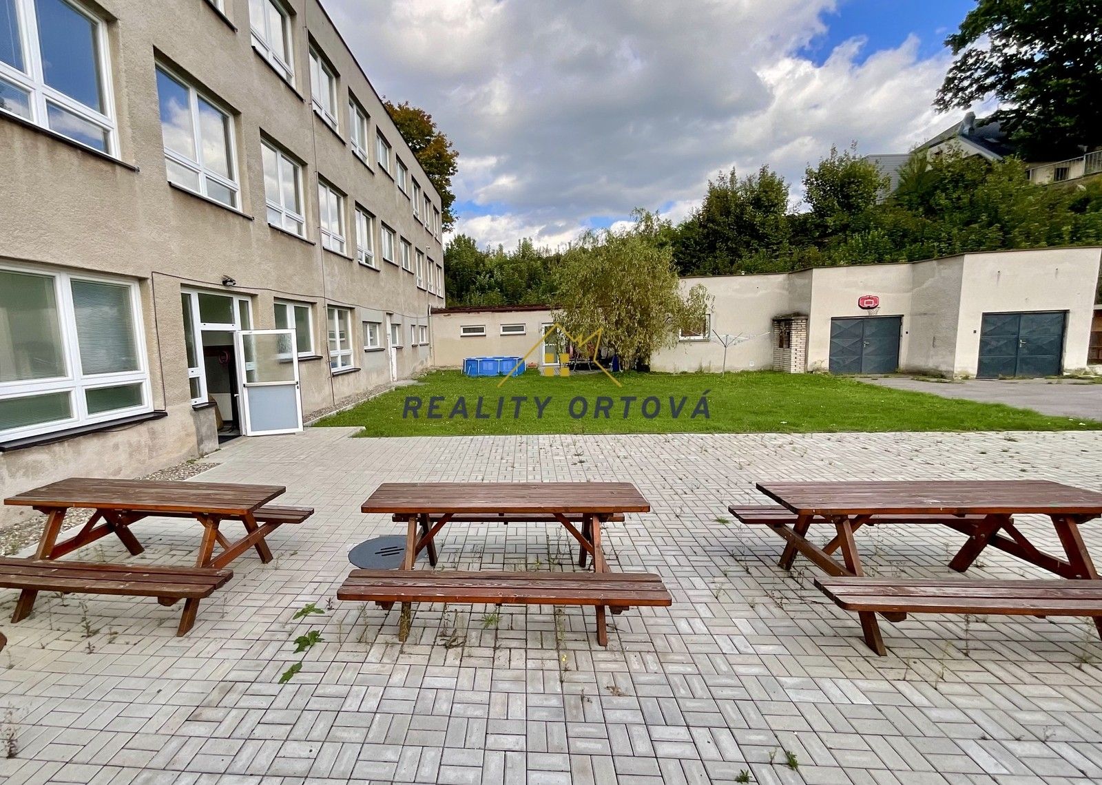 Prodej ubytovací zařízení - U Stadionu, Jablonné v Podještědí, 1 m²