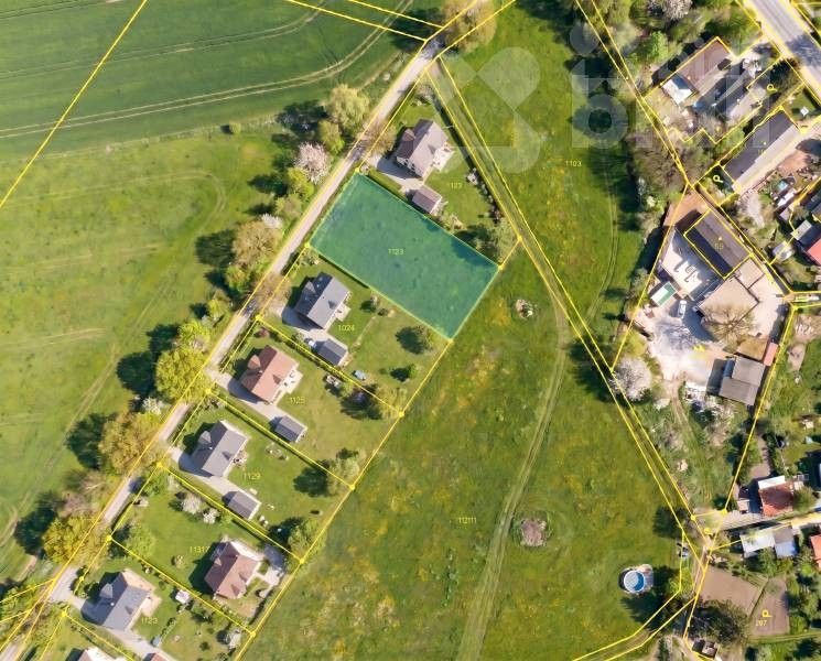 Pozemek pro bydlení, 1 035 m²