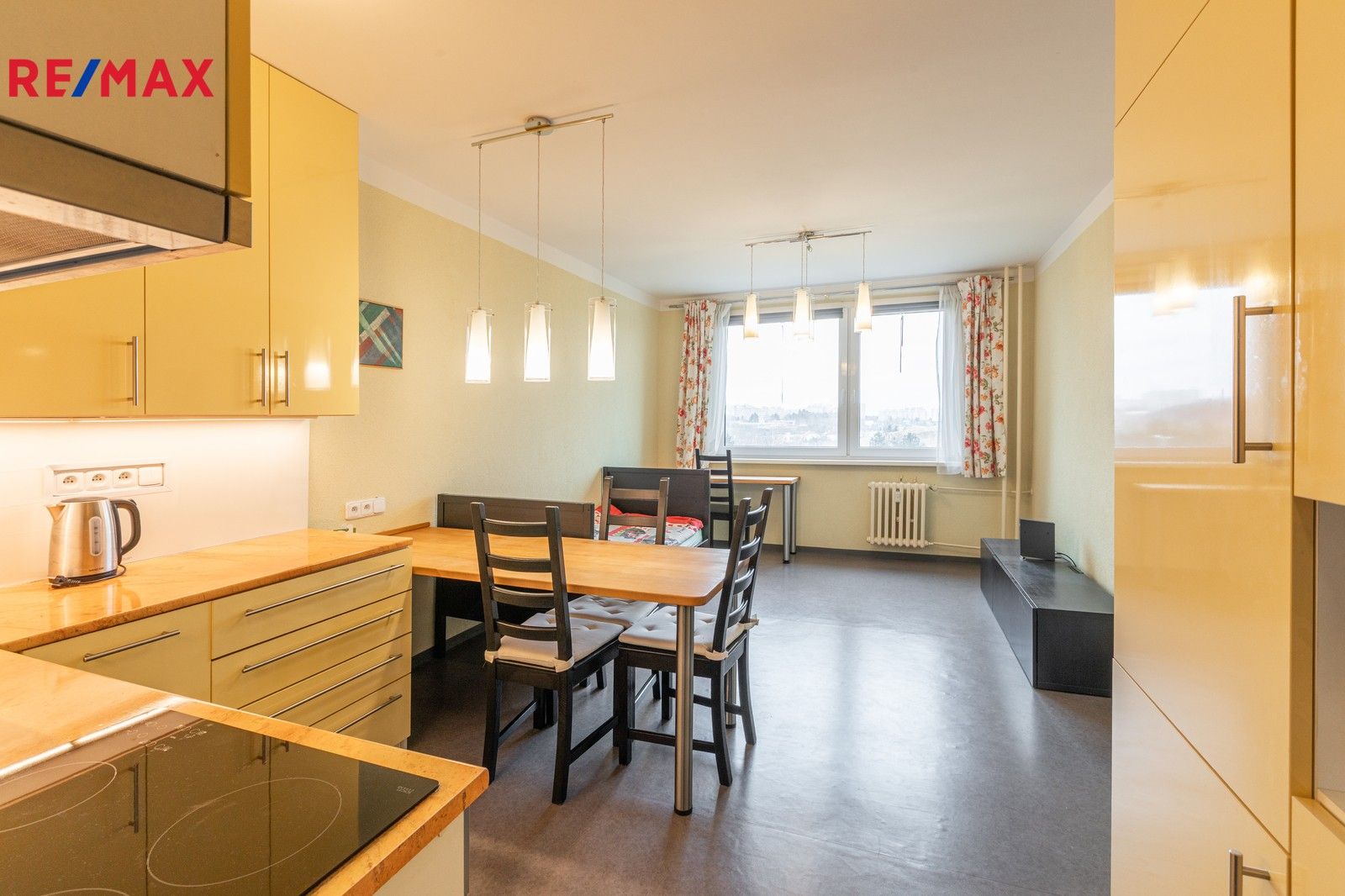 2+kk, Nad Opatovem 2030, Praha, 41 m²