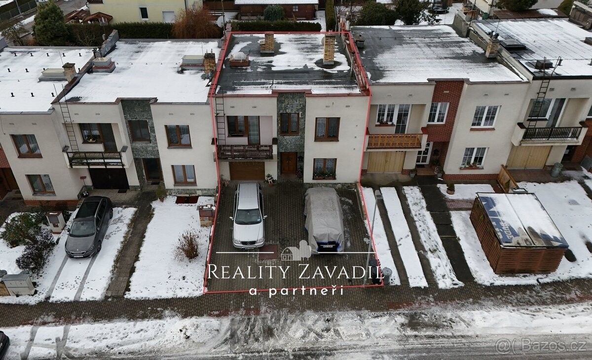 Rodinné domy, Zliv, 373 44