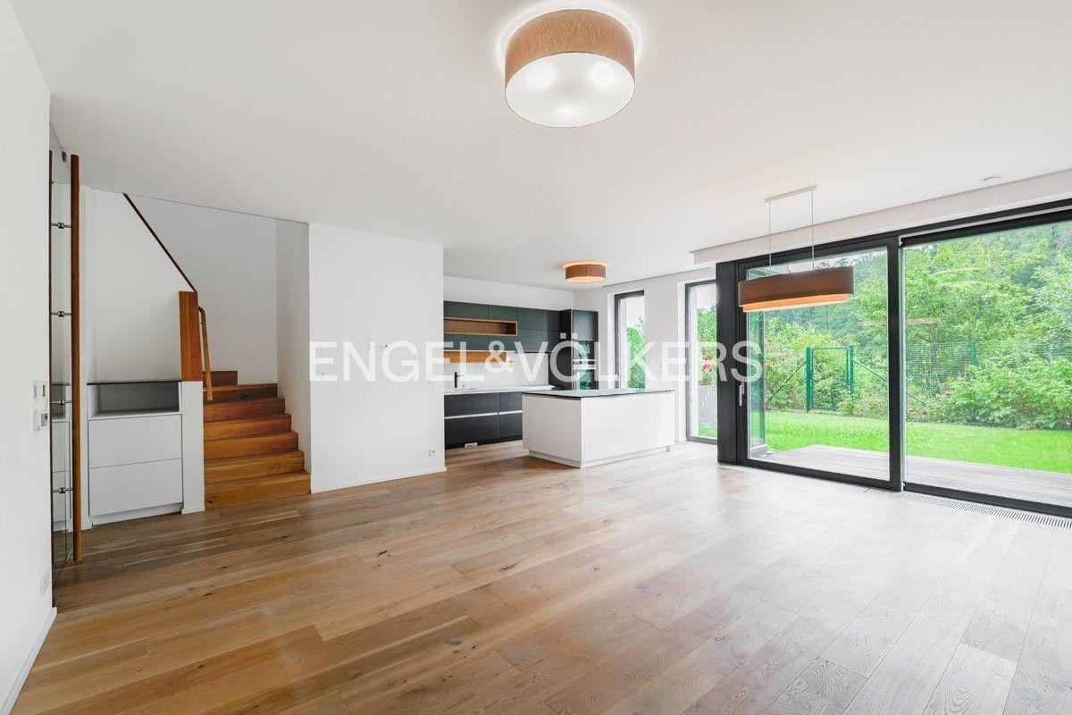 Rodinné domy, V Šáreckém údolí 2808, Praha Dejvice, 216 m² - 2
