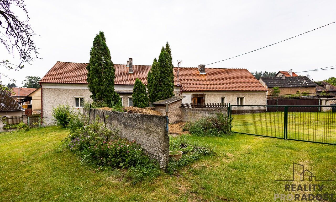 Zemědělské usedlosti, Zaječov, 190 m² - 1