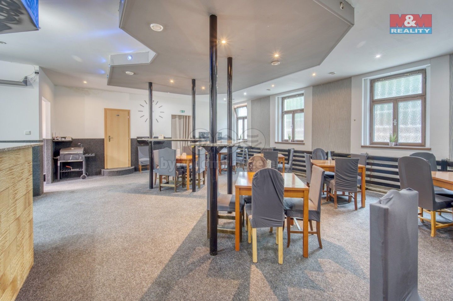 Prodej restaurace - Školní, Toužim, 524 m²