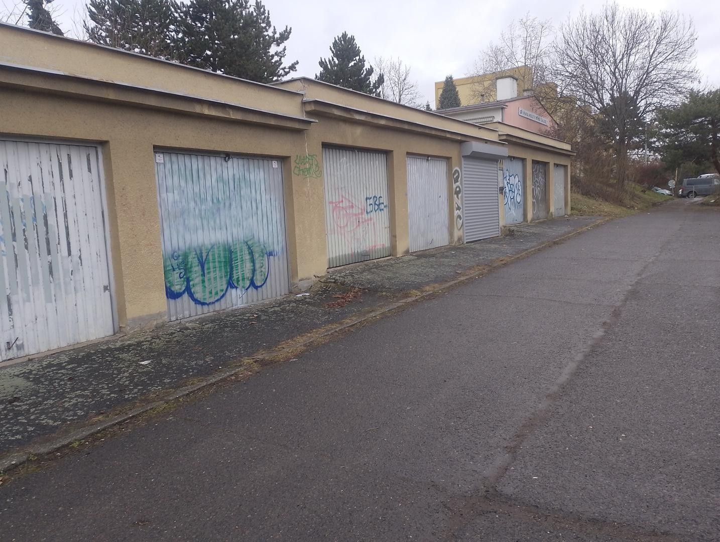 Garáže, Limuzská, Praha, 17 m² - 1