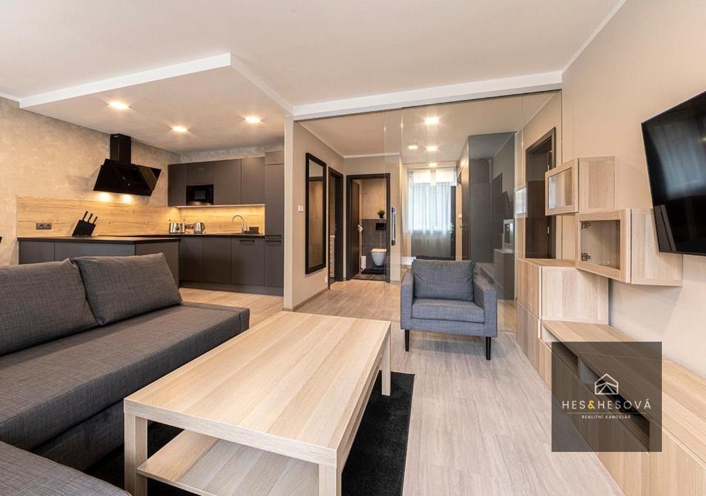 5+kk, Koněvova, Praha, 124 m² - 1