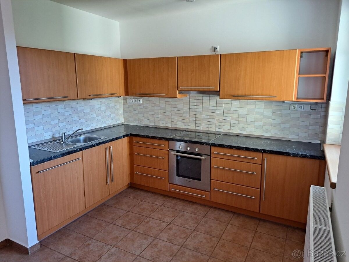 Byty, Náměšť nad Oslavou, 675 71