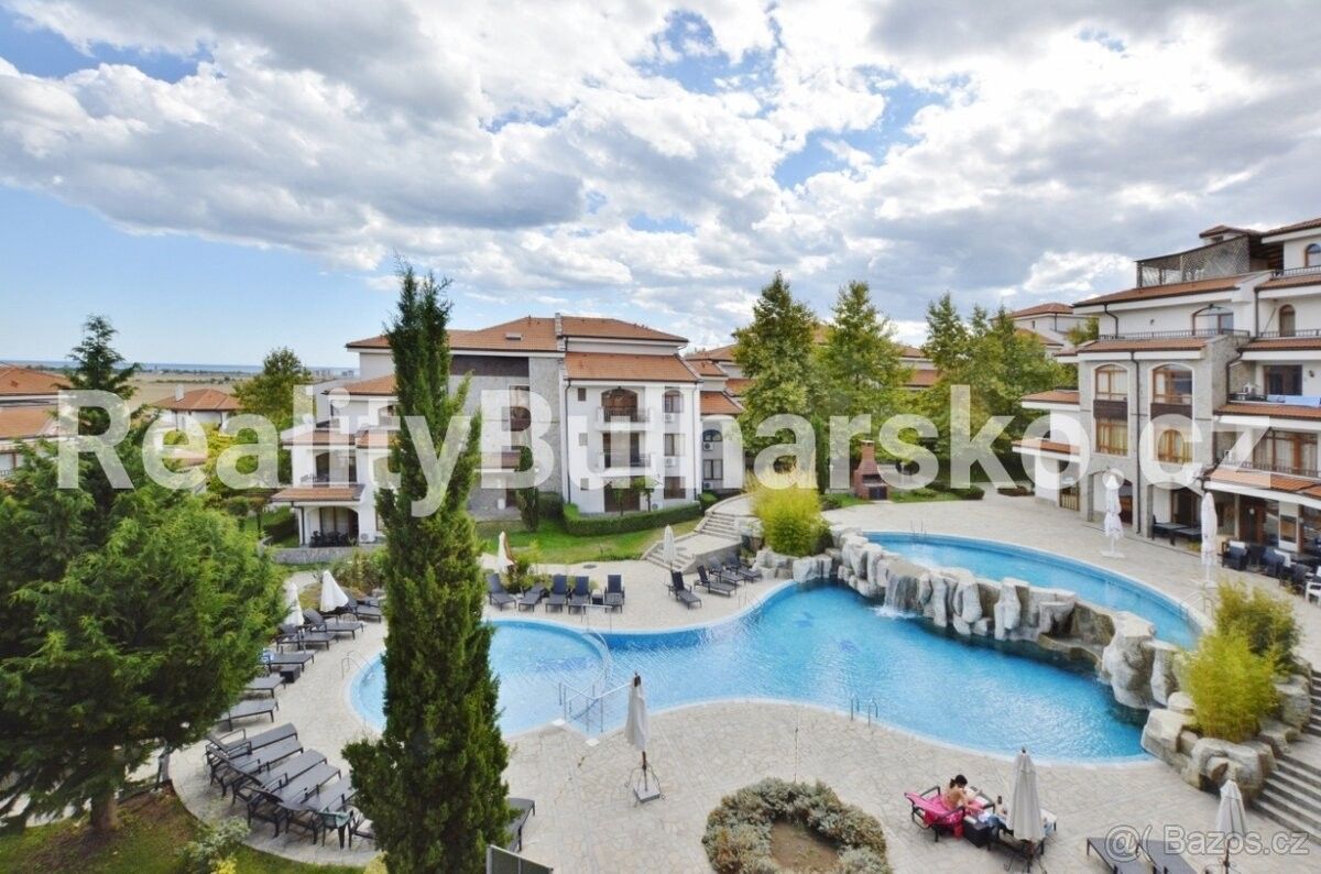 Prodej byt - 987 66, Zahraničí