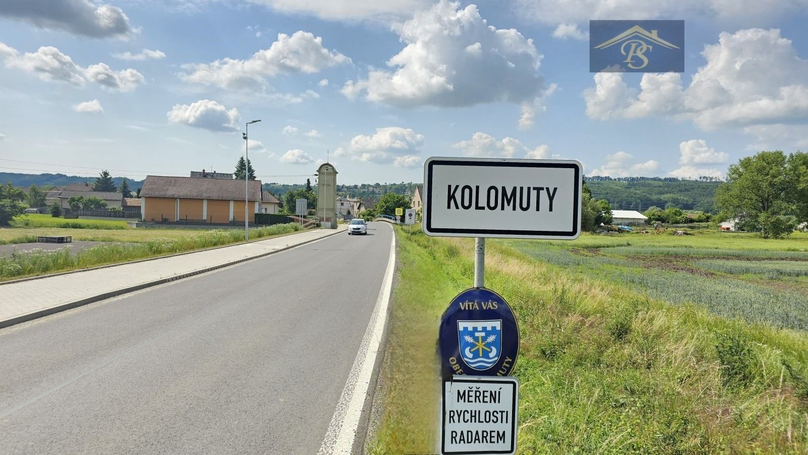 Prodej pozemek pro bydlení - Kolomuty, 920 m²