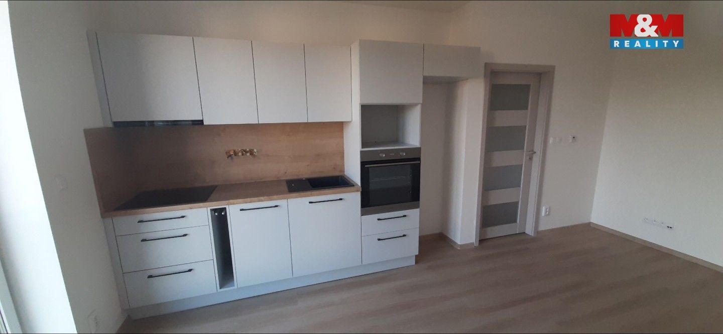 Pronájem byt 2+kk - Palackého, Nový Jičín, 42 m²