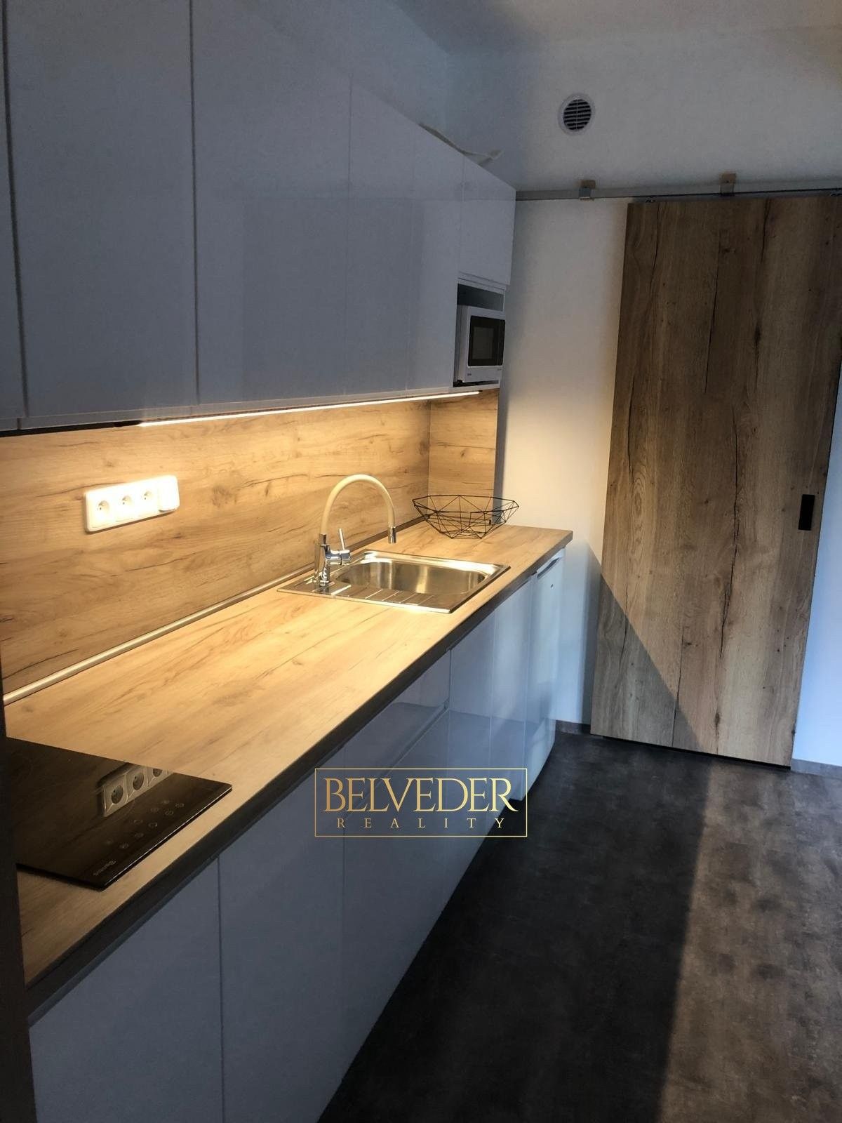 Pronájem byt 1+kk - Rokle, Teplice, 32 m²