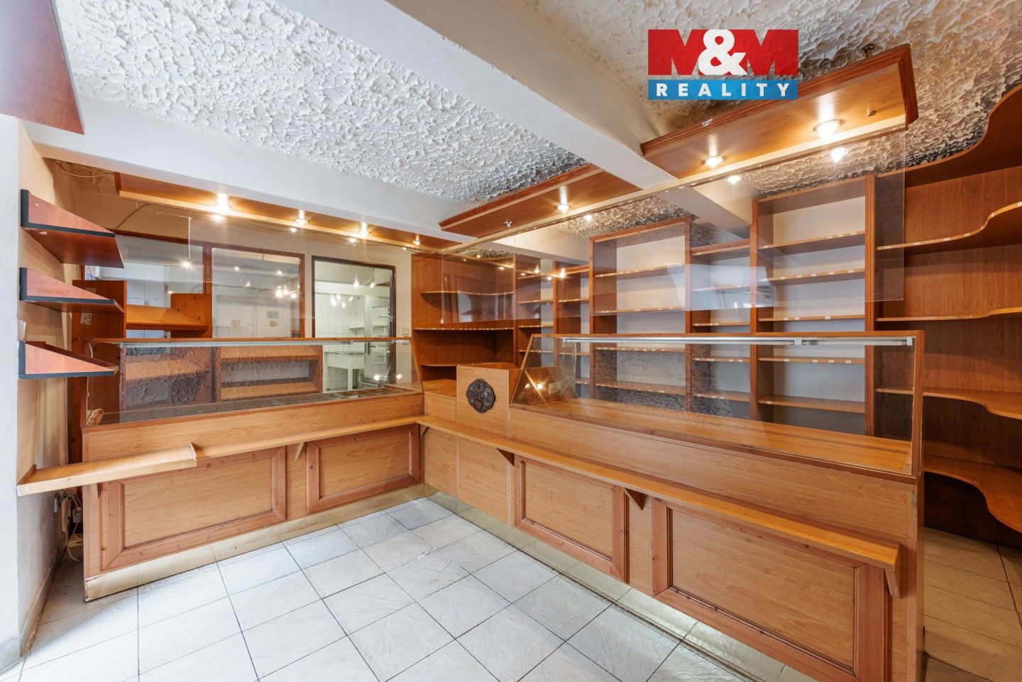 Obchodní prostory, Moskevská, Karlovy Vary, 85 m² - 1