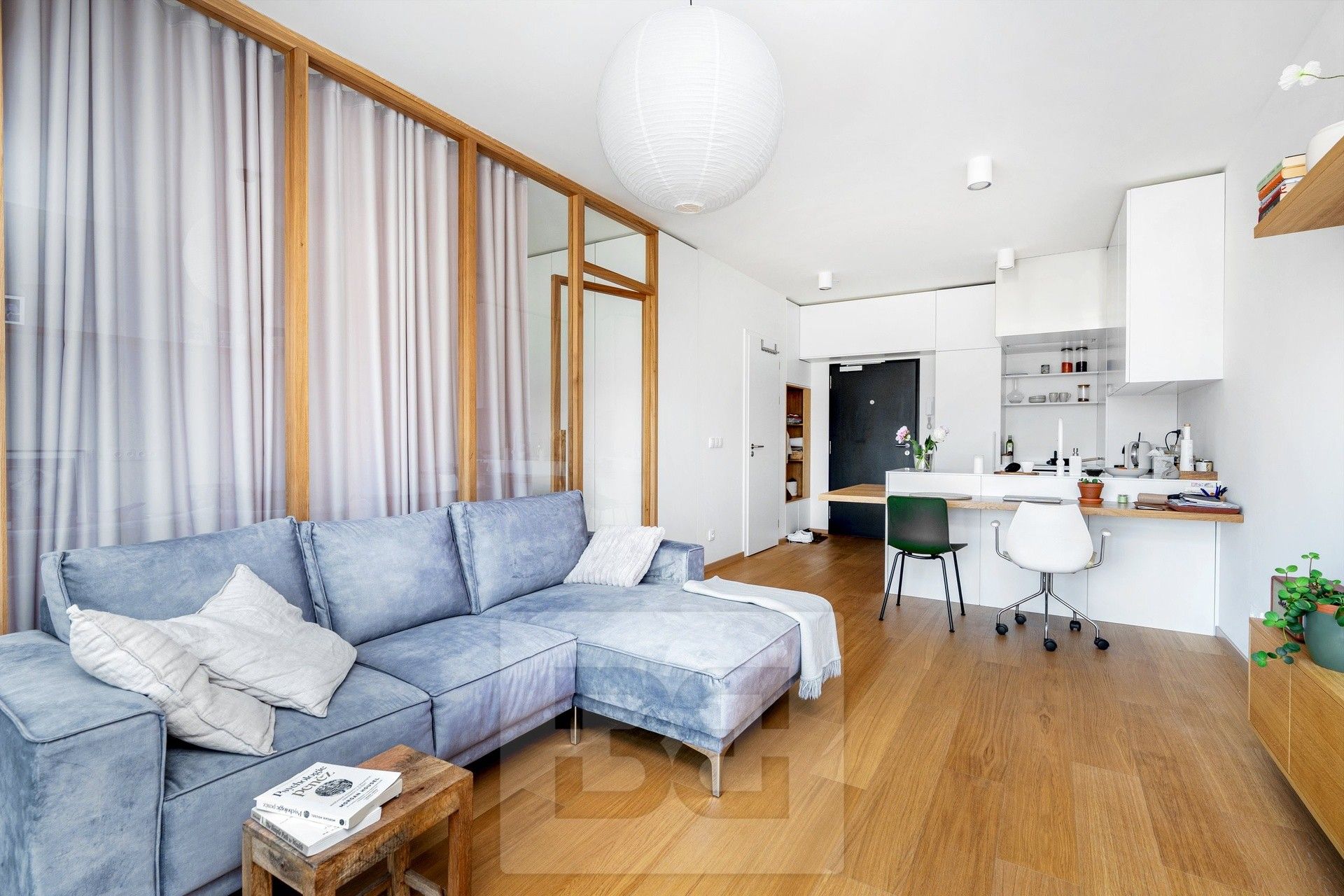 2+kk, V háji, Praha Holešovice, 46 m² - 1