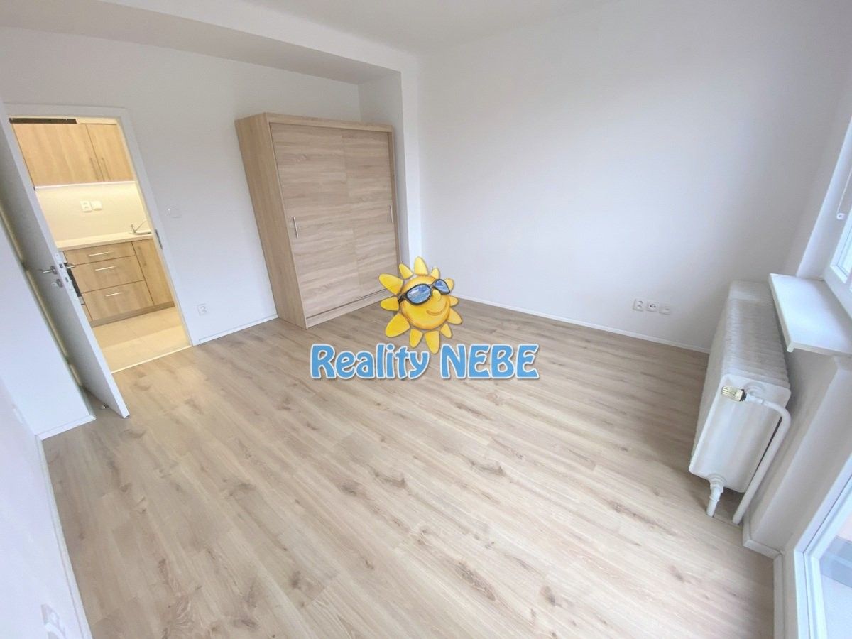 1+kk, Vinohradská, Praha, 30 m²