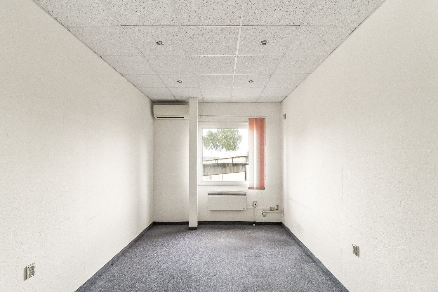 Pronájem sklad - Mníšek pod Brdy, okres Praha-západ, Středočeský kraj, 1 500 m² - 5