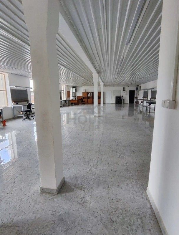 Pronájem obchodní prostory - Sportovní, Přelouč, 210 m²