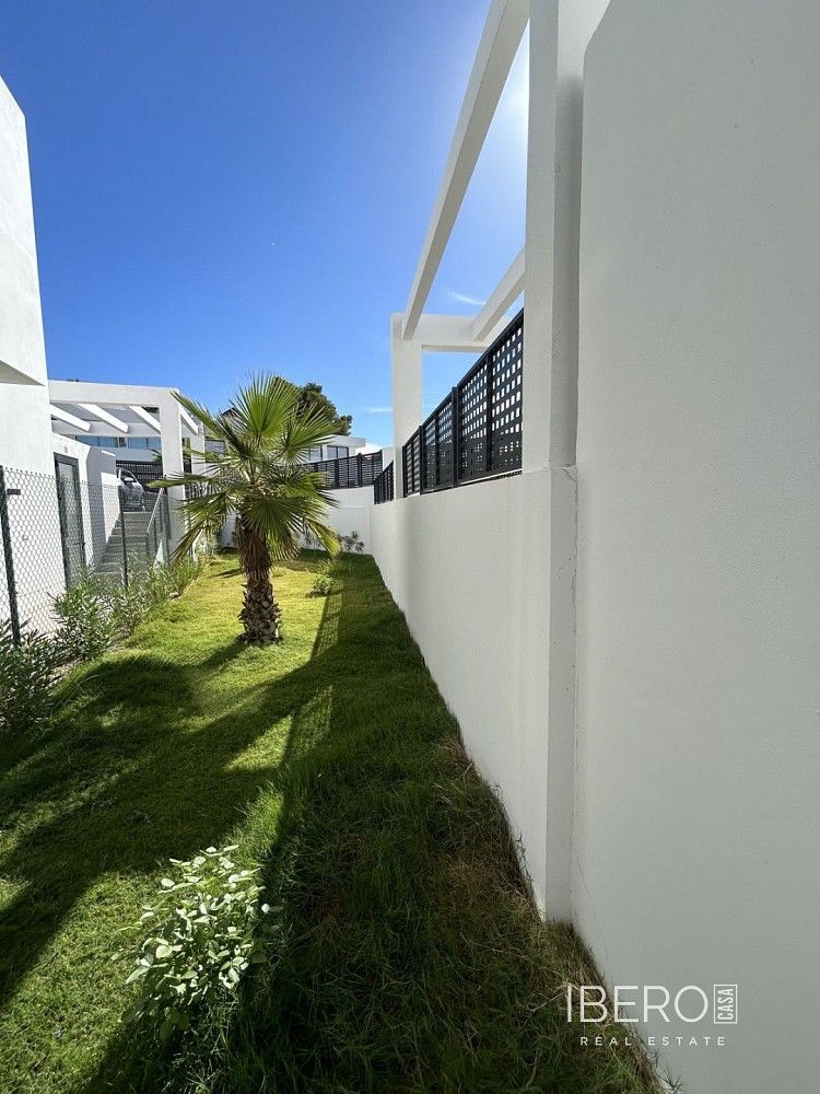 Prodej rodinný dům - Río Real, ES, 200 m² - 5