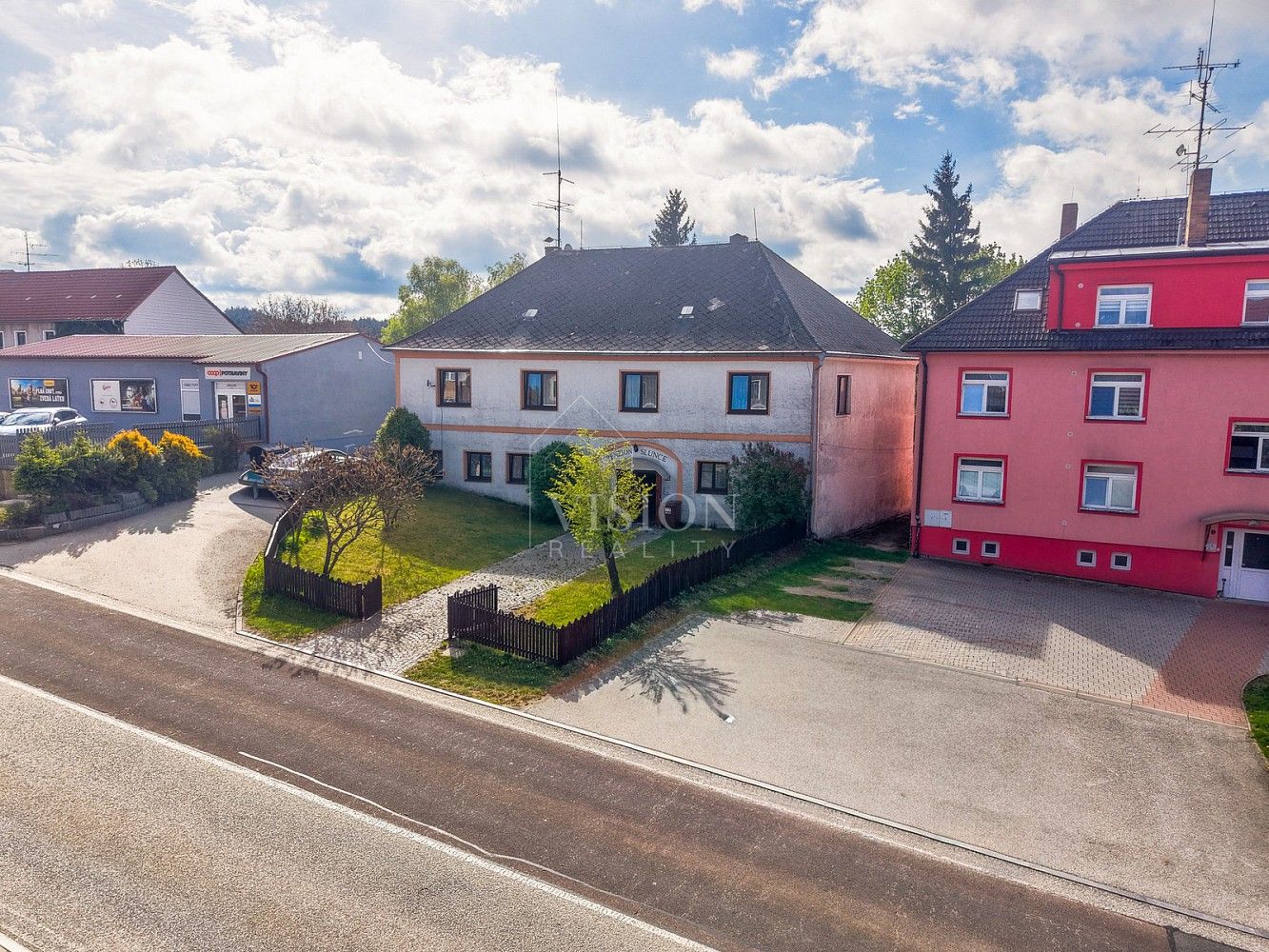 Ubytovací zařízení, 310 m²