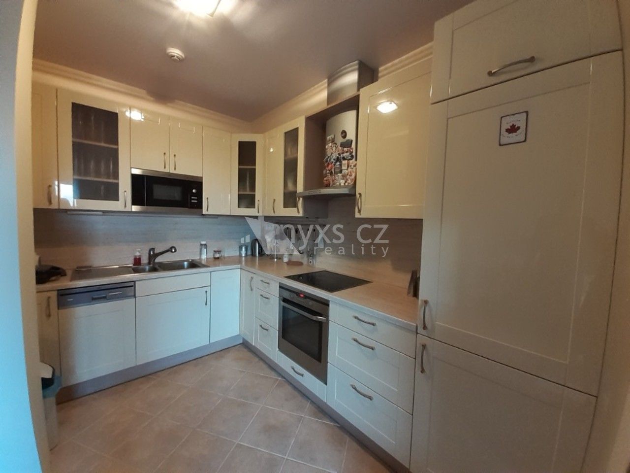 2+kk, Pod kapličkou, Praha, 42 m²