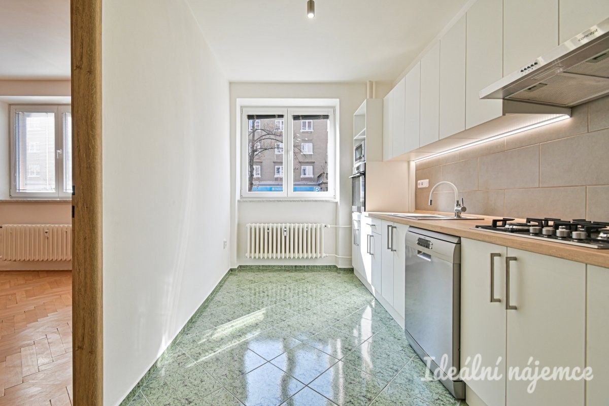 Pronájem byt 2+1 - Bayerova, Brno, 59 m²