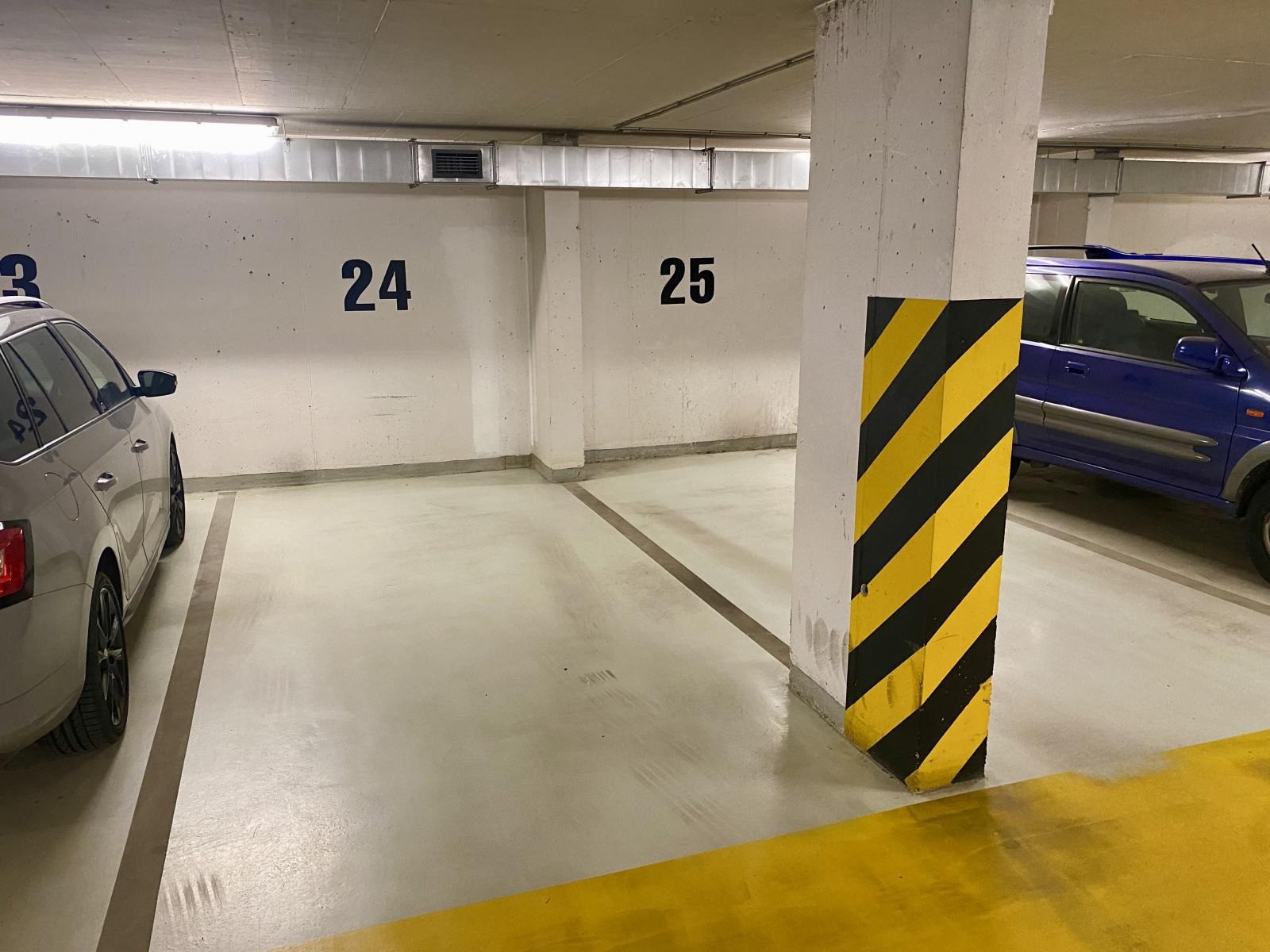Garáž, 12 m²